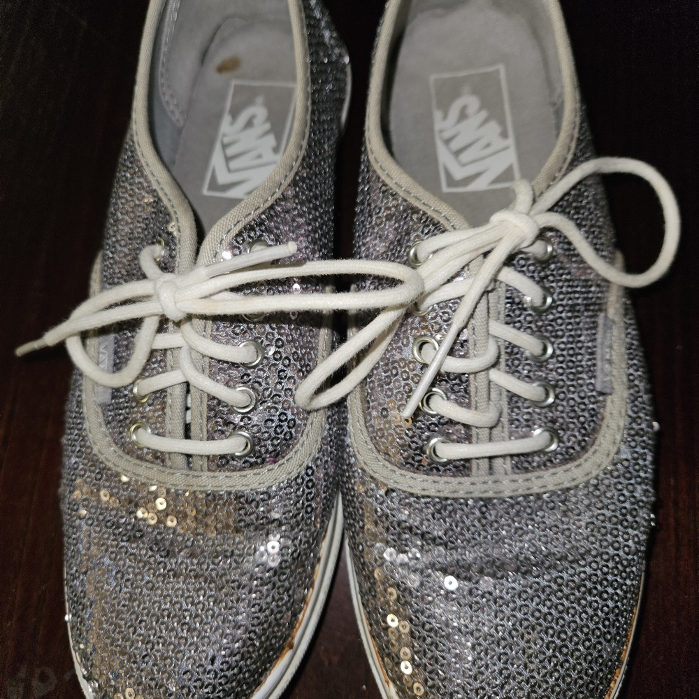 Women's Van's Tennis Shoes